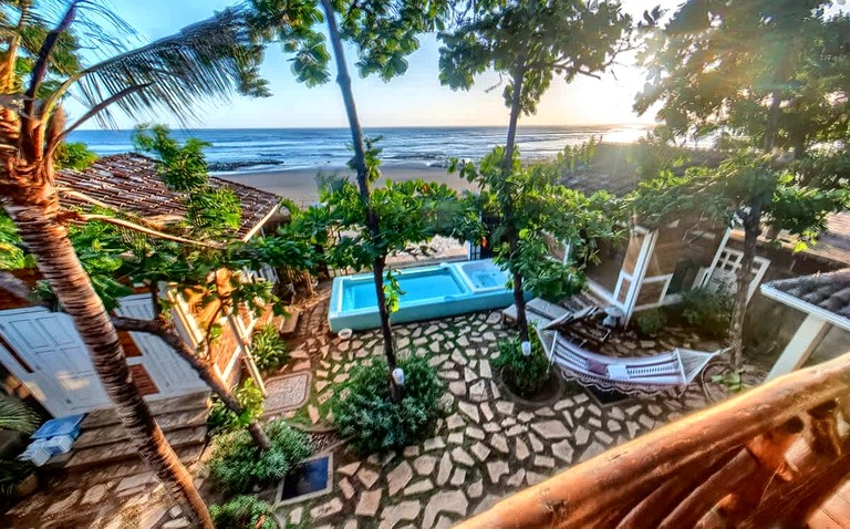 Tiny Houses (Nicaragua, --, Managua)