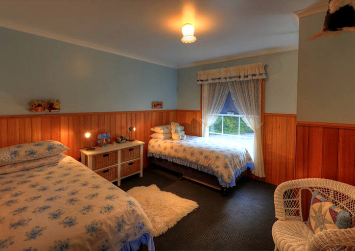 Cottages (Smithton, Tasmania, Australia)
