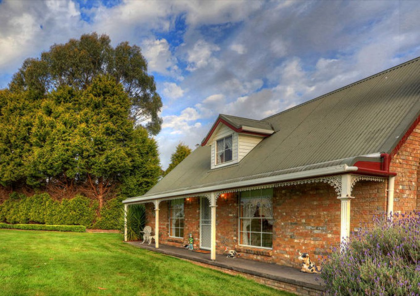 Cottages (Smithton, Tasmania, Australia)