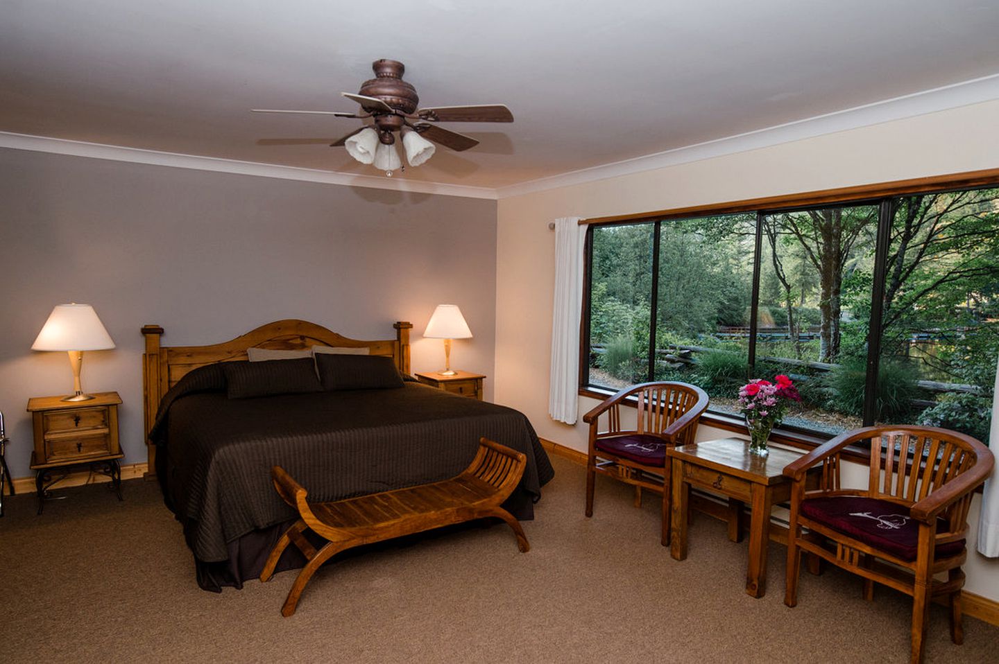 Vacation Rentals (Madeira Park, British Columbia, Canada)