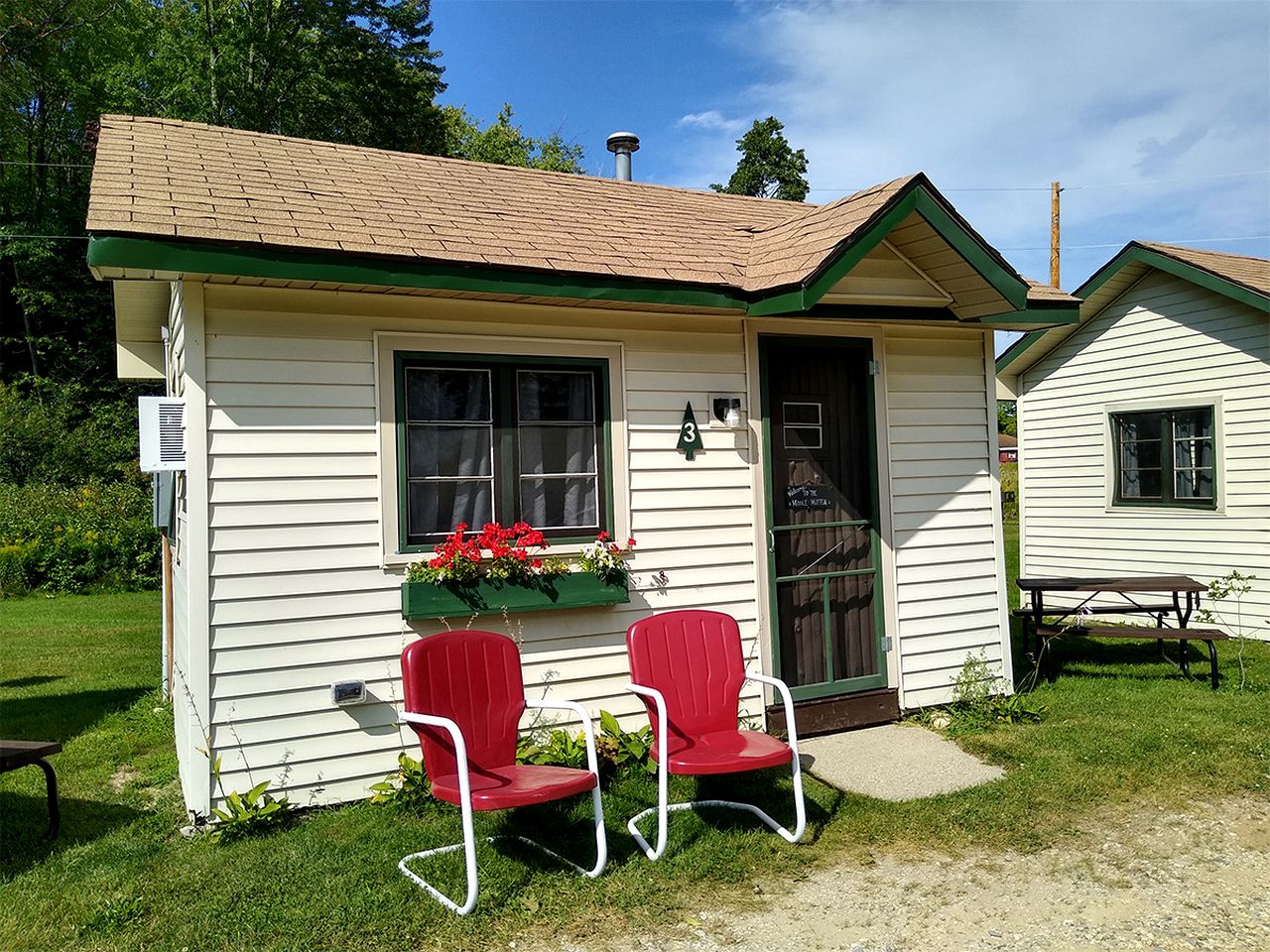 Cabins (United States of America, Cadillac, Michigan)