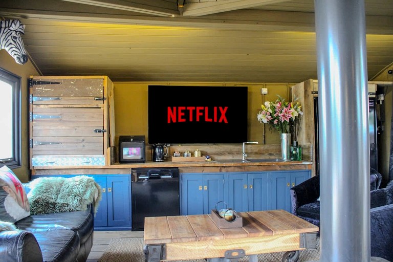 Cabins (United Kingdom, Faldingworth, Lincolnshire)