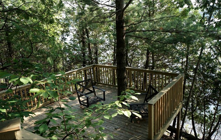 Cabins (Saint-Juste-du-Lac, Quebec, Canada)