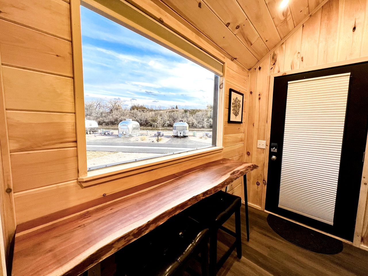 Rustic Tiny House Glamping in Grand Junction: Authentic Rural Charm in Colorado