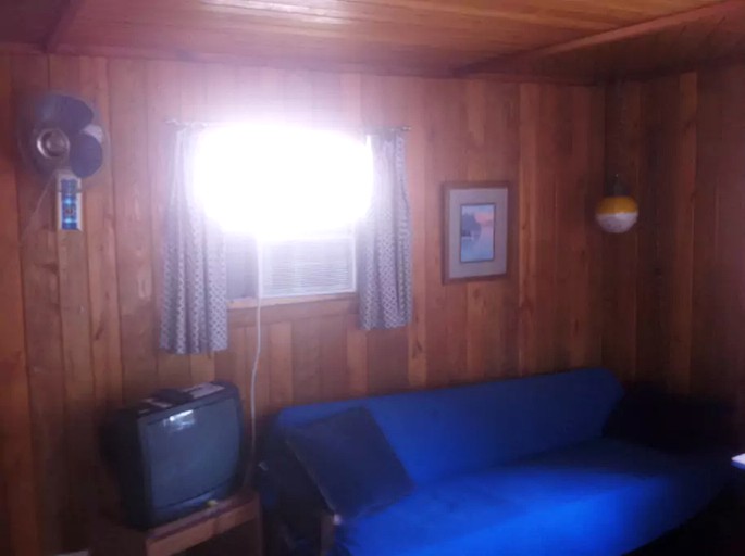 Cabins (Pelican Lake, Wisconsin, United States)