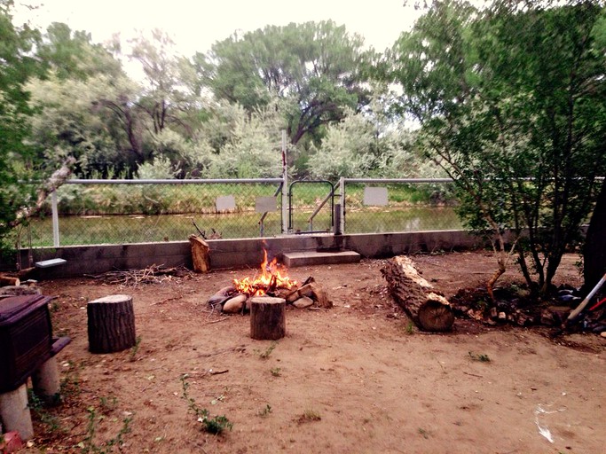Cabins (Navajo Dam, New Mexico, United States)