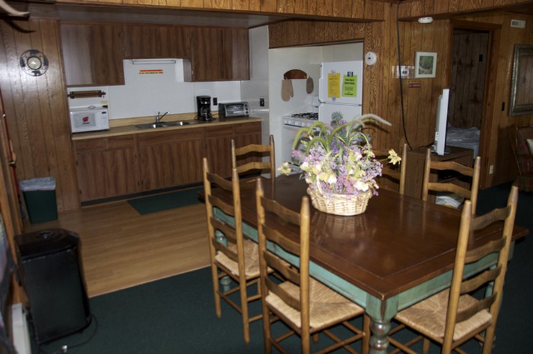 Cabins (Lac du Flambeau, Wisconsin, United States)