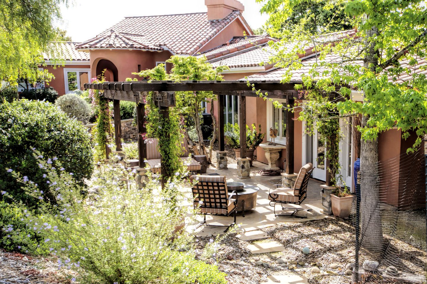 Villas (Solvang, California, United States)