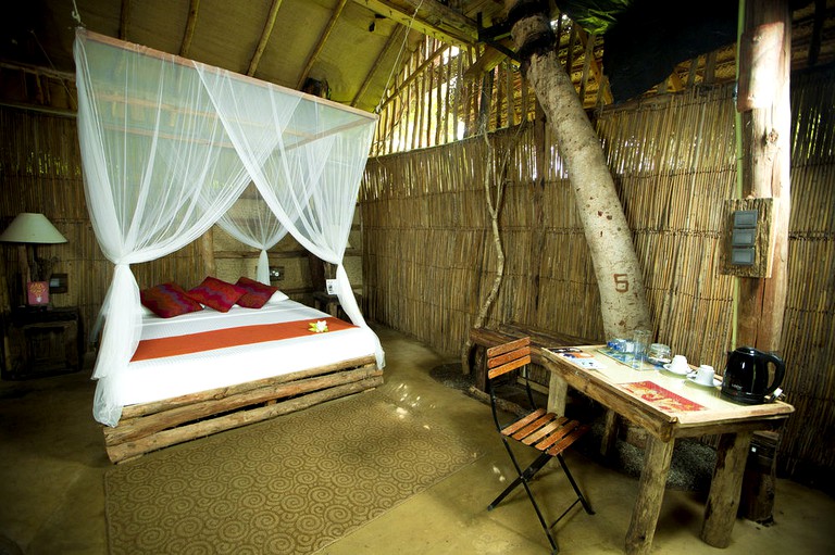 Huts (Tissamaharama, Southern Province, Sri Lanka)