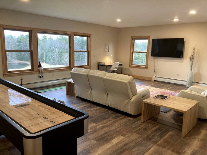 Cabins (United States of America, Topsham, Maine)