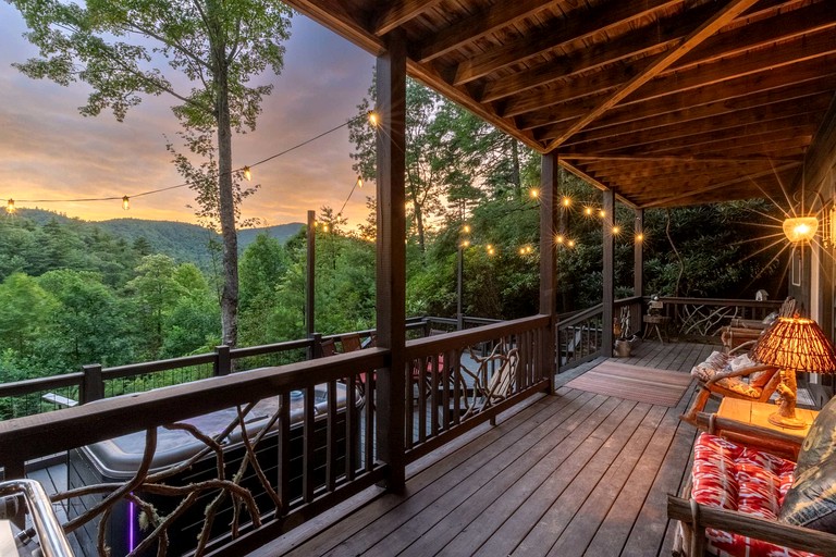 Cabins (United States of America, Cashiers, North Carolina)