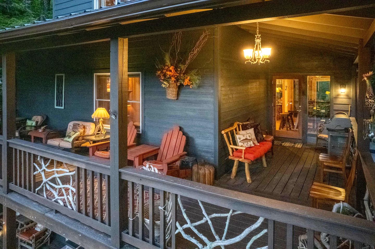 Scenic Mountain Cabin with Hot Tub, Game Room & Firepit near Silver Run Falls – Cashiers, NC