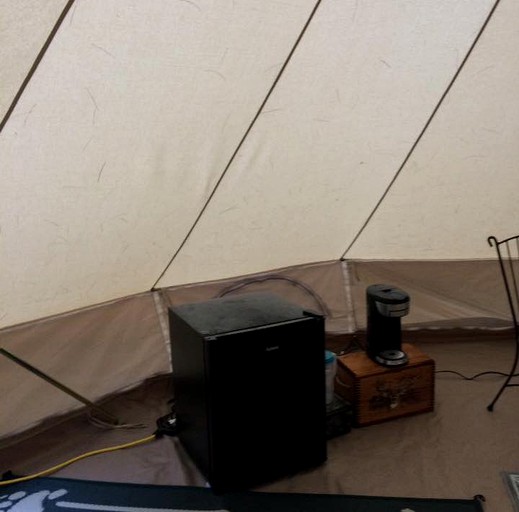 Bell Tents (Diamond Point, New York, United States)