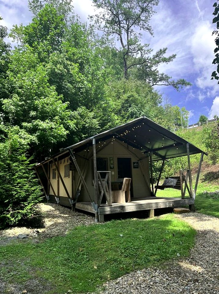 Enjoy a Glamping Experience on this Safari Tent Perfect for Groups in Gatlinburg, Tennesse