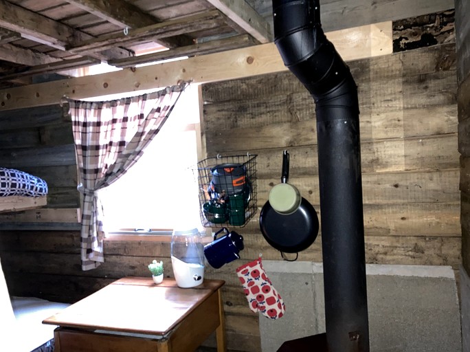 Cabins (Canada, Markdale, Ontario)