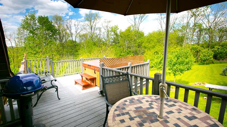 Twilight Cabin | Cabins (Sugarcreek, Ohio, United States of America)