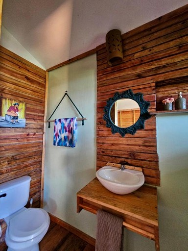 Caribbean Island Cozy Cabaña Retreat | Cabins (Little Corn Island, South Caribbean Coast Autonomous Region, Nicaragua)