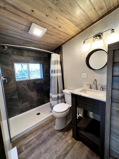 Cabins (United States of America, Columbine, Colorado)