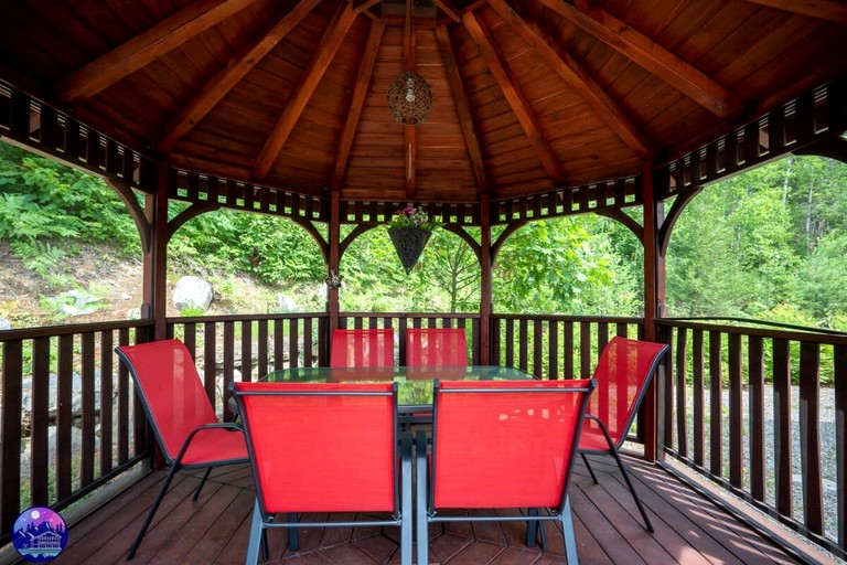 Cabins (Canada, Saint Come, Quebec)