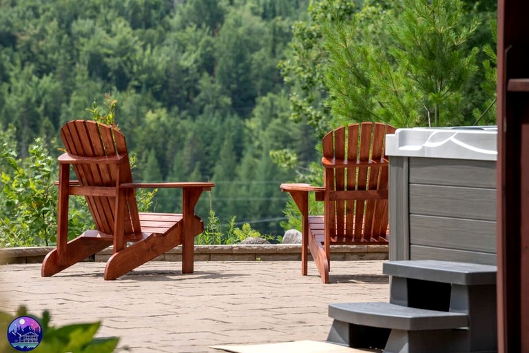 Cabins (Canada, Saint Come, Quebec)