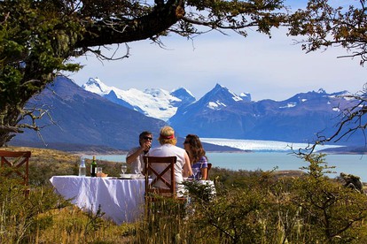 Bubbles & Domes (El Calafate, Santa Cruz, Argentina)