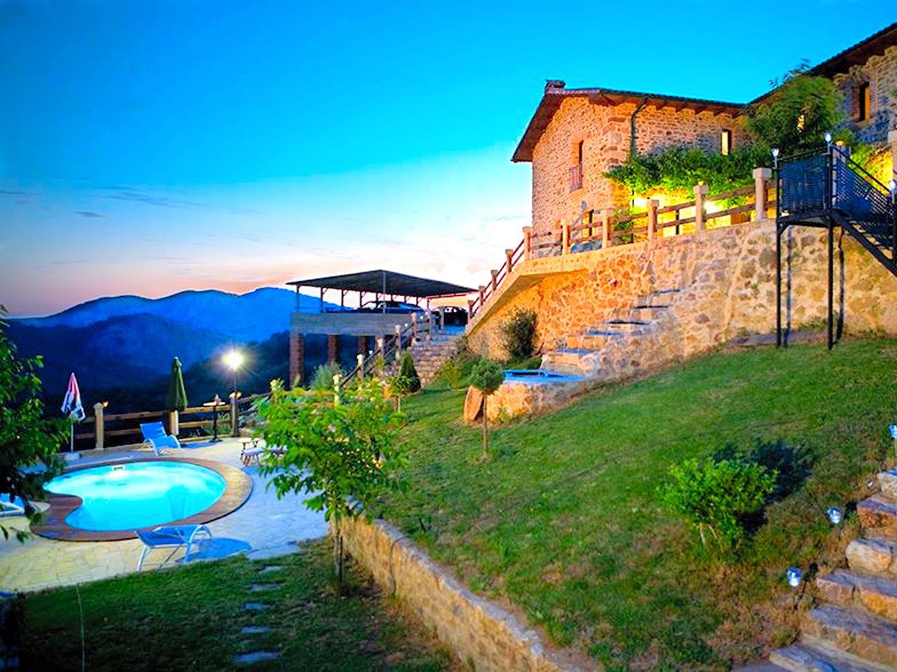 Villas (Cistierna, Castille and Leon, Spain)