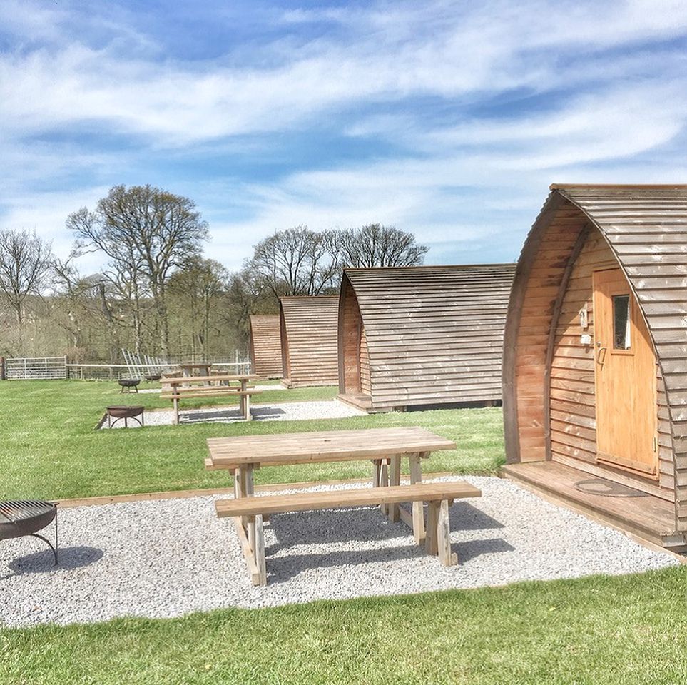 Cabins (Goathurst, England, United Kingdom)