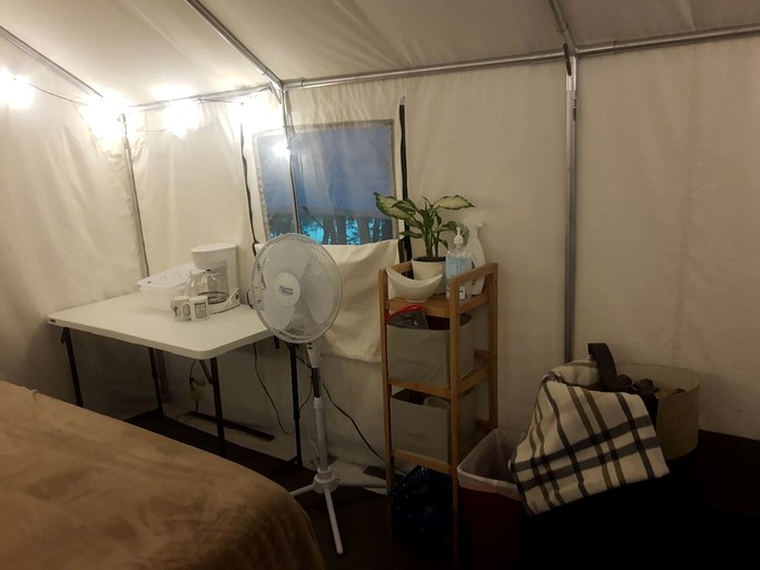 Safari Tents (United States of America, Grandview, Tennessee)