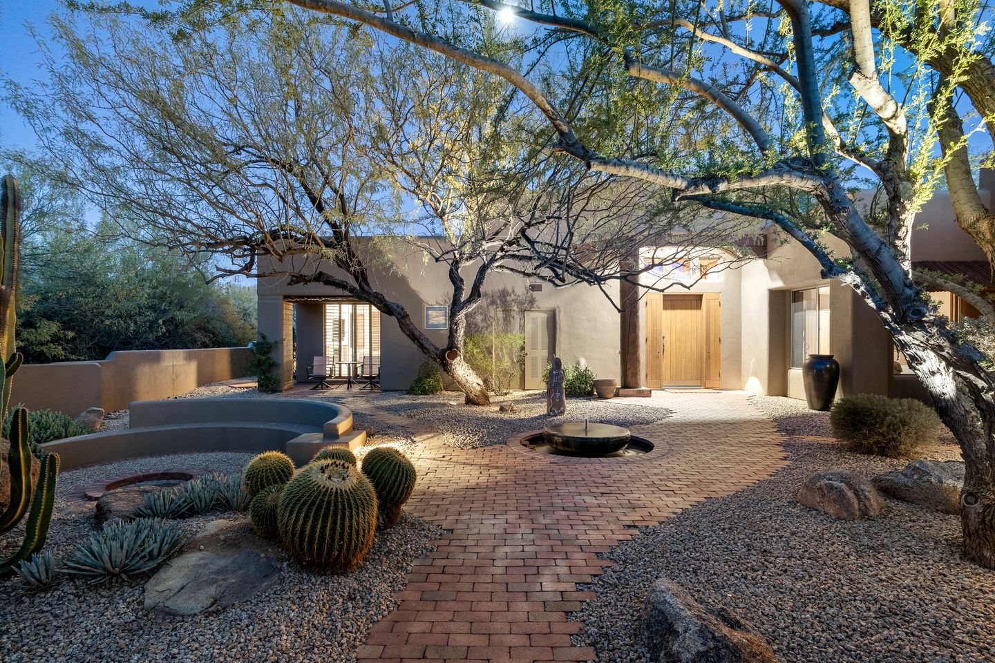 Serene Desert Villa with Private Garden and Hot Tub, Perfect for a Weekend Escape from Phoenix