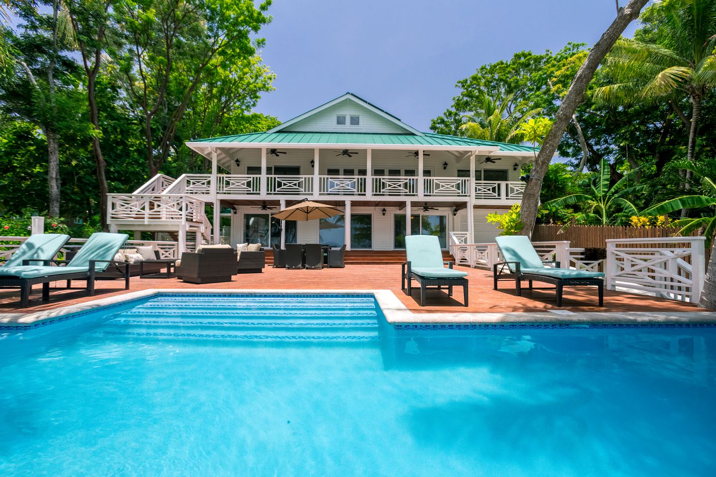 Casas en la playa (Roatan, Islas de la Bahía, Honduras)