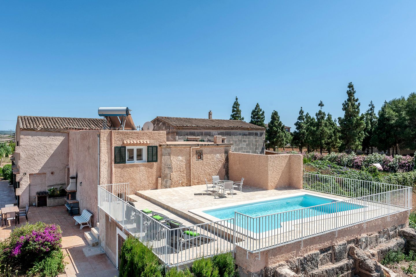 Enjoy a holiday in Spain at this Mallorca villa rental!