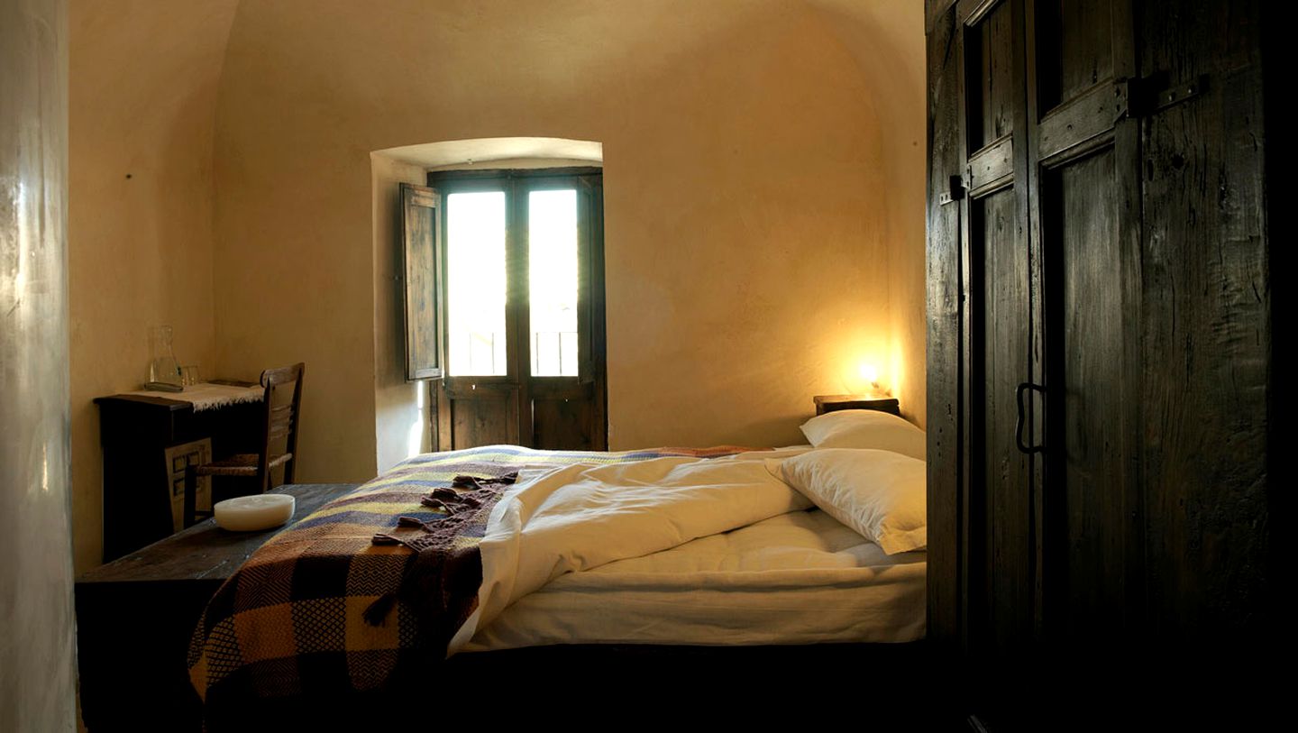 Nature Lodges (Santo Stefano di Sessanio, Abruzzo, Italy)