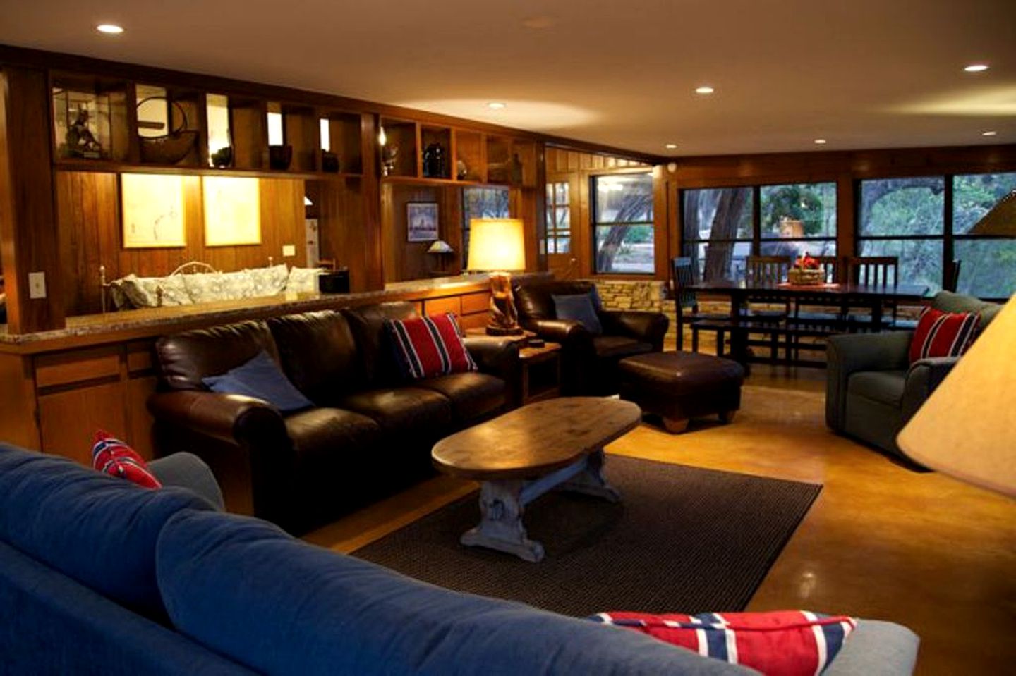 Excellent Riverfront Family Cabin Rental with Hot Tub in Wimberley, Texas