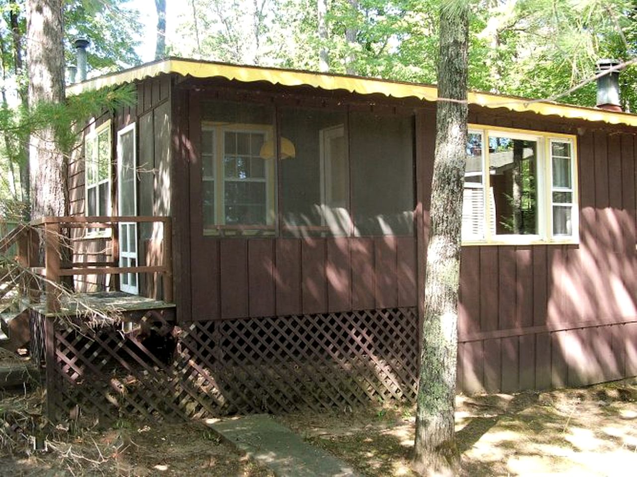 Cabins (Eagle River, Wisconsin, United States)