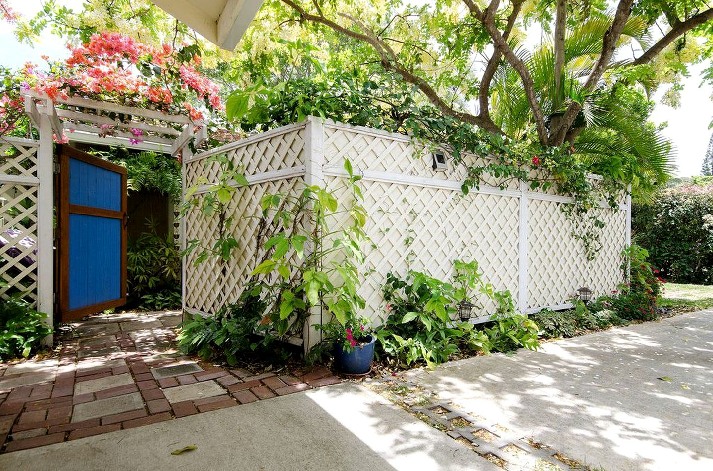 Beach Houses (Kailua, Hawaii, United States)