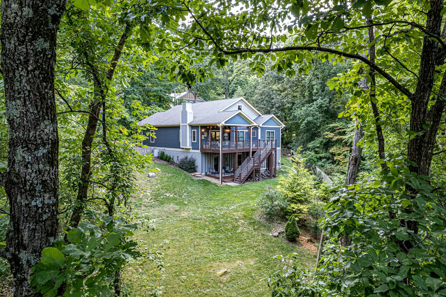 Cabins (United States of America, Chattanooga, Tennessee)