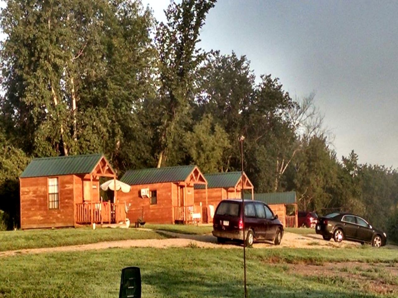 Cabins (Fountain City, Wisconsin, United States)