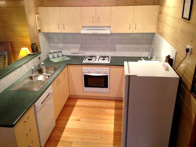 Vacation Rentals (Wattle Hill, Victoria, Australia)