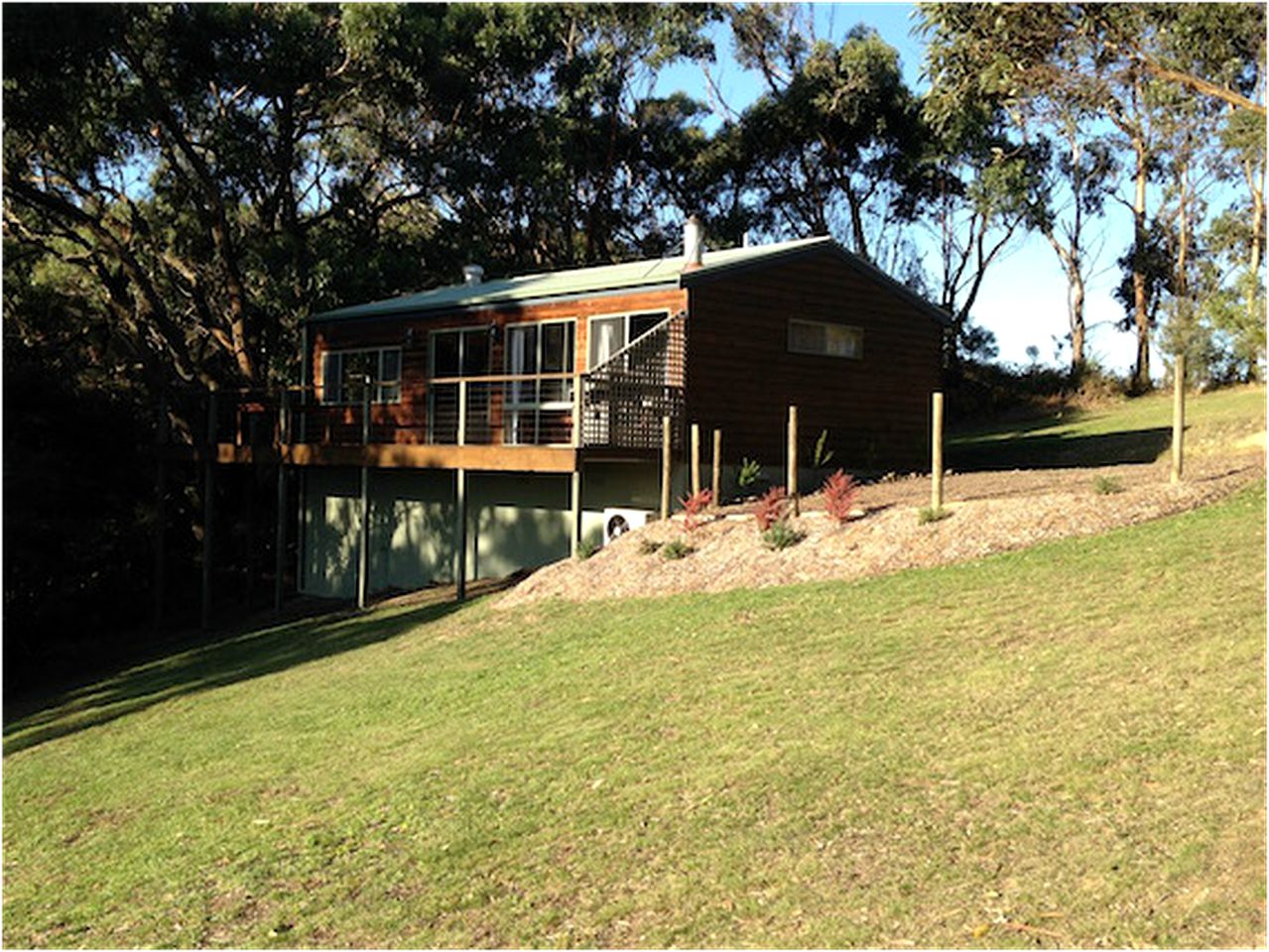 Vacation Rentals (Wattle Hill, Victoria, Australia)