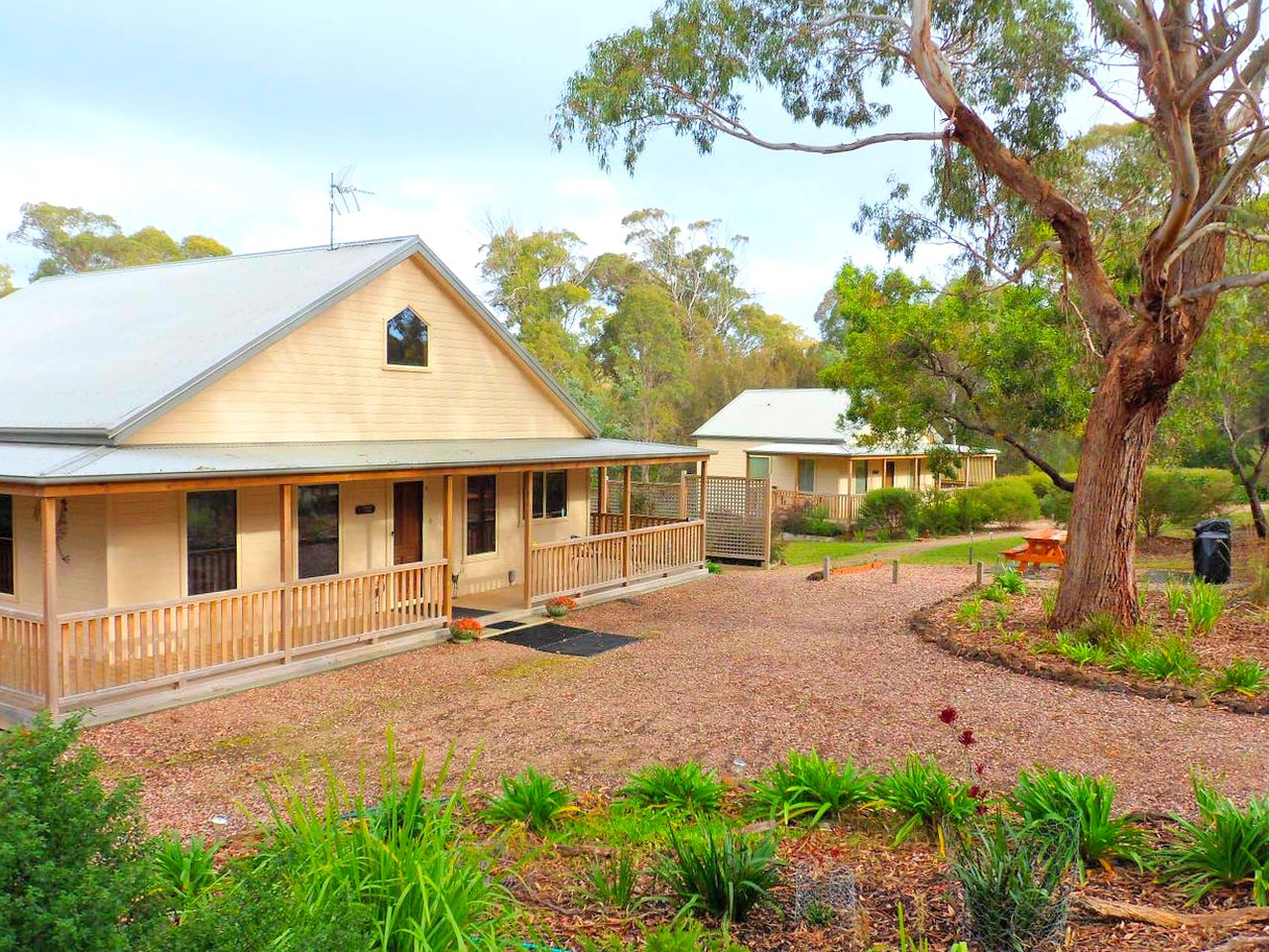 Cottages (Port Sorell, Tasmania, Australia)