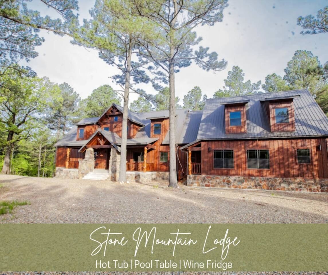 Cabins (United States of America, Broken Bow, Oklahoma)