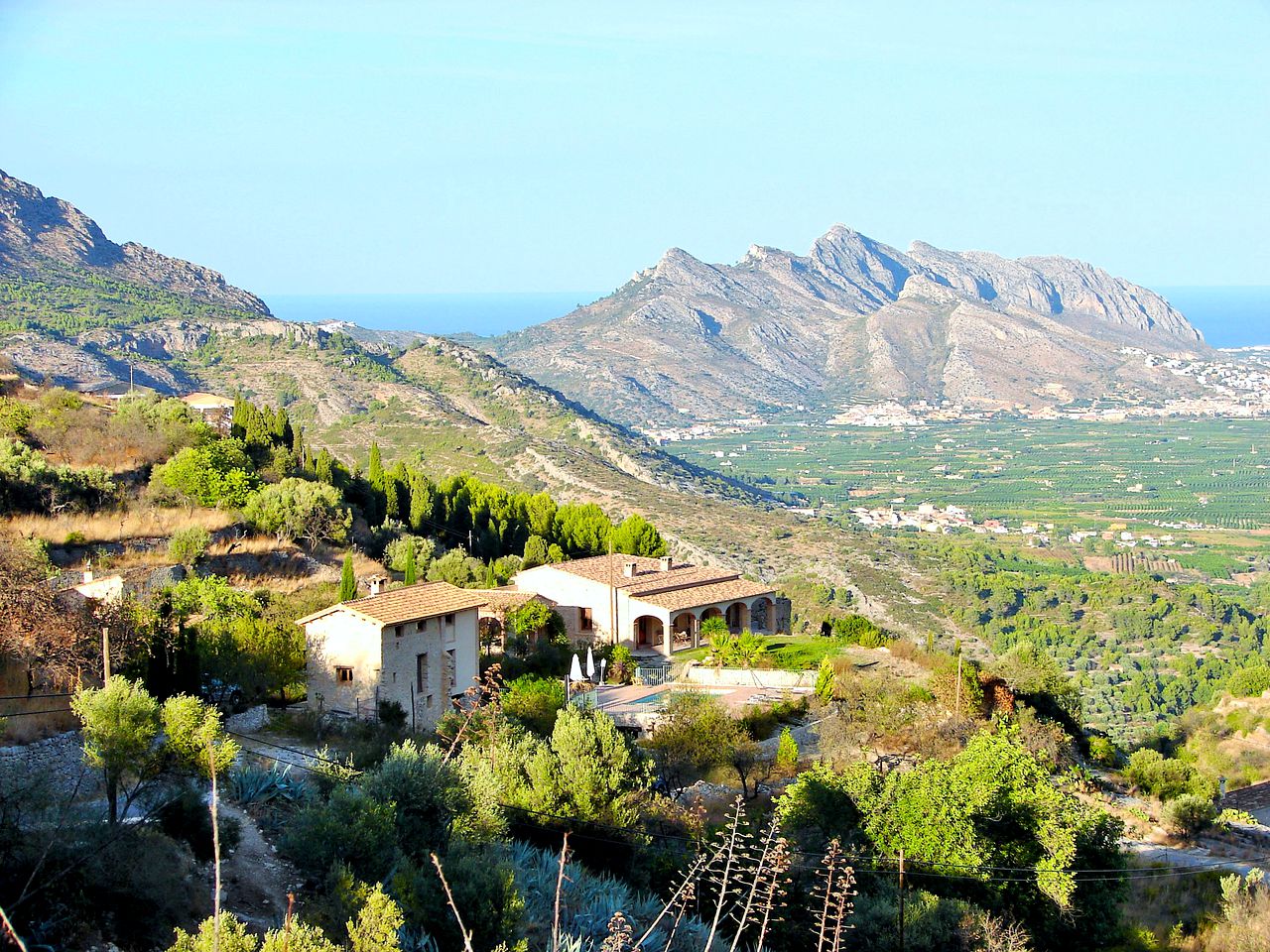 Albergues (La Vall de Laguar, Valencia, España)