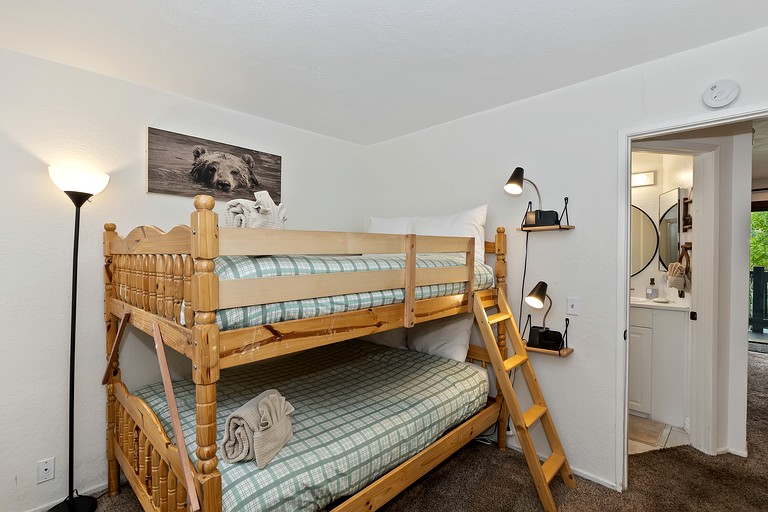 Cottages (United States of America, Big Bear Lake, California)