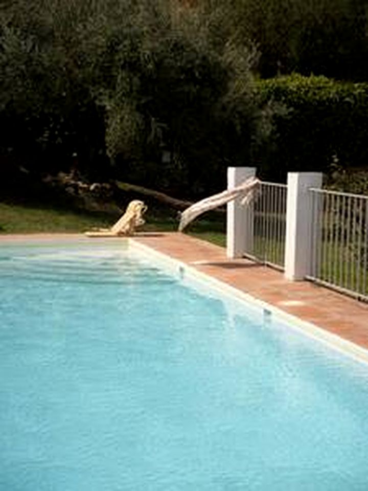 Cottages (Spain, Zahara de la Sierra, Andalusia)