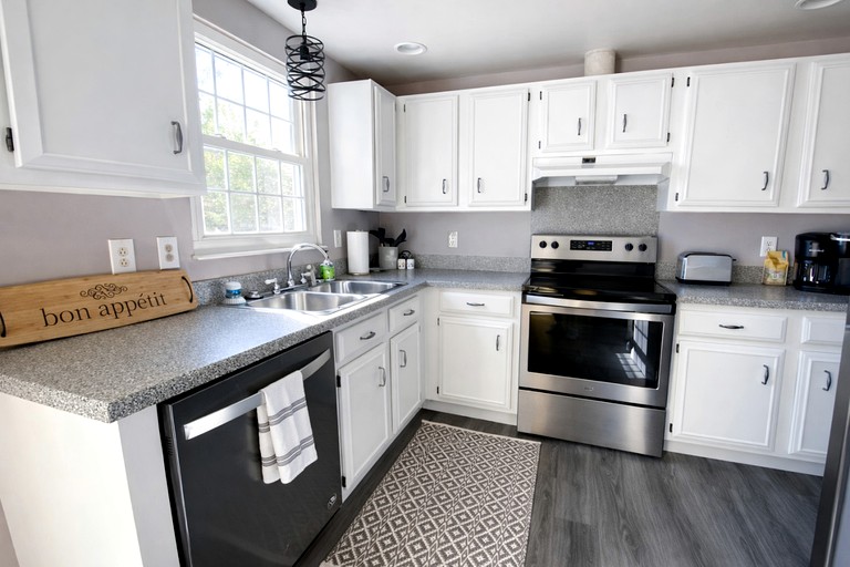 Cabins (United States of America, Charlotte, North Carolina)