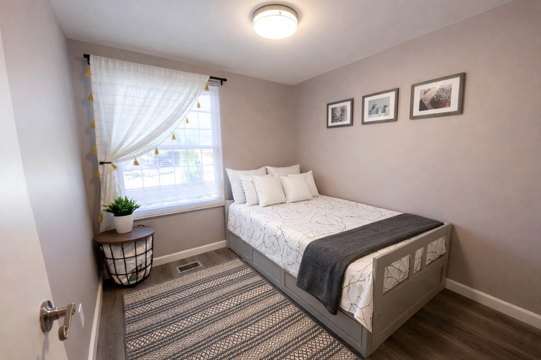 Cabins (United States of America, Charlotte, North Carolina)