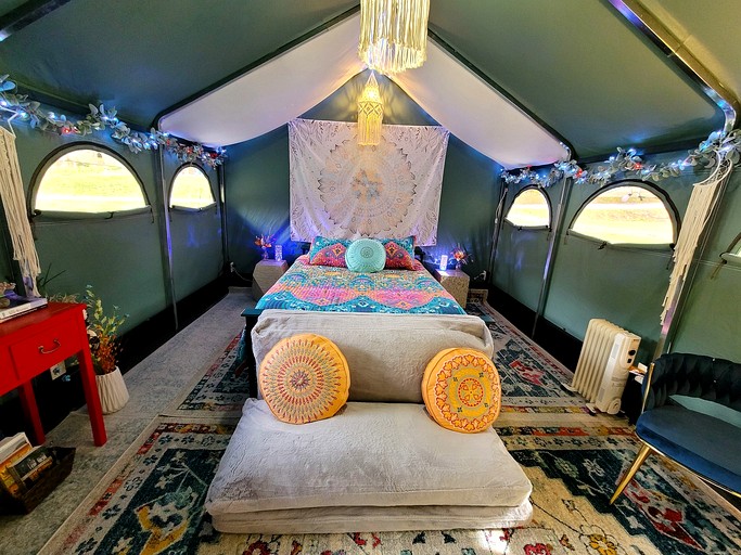 Safari Tents (United States of America, Del Rio, Tennessee)