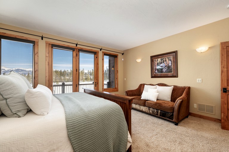 Cabins (United States of America, Fraser, Colorado)
