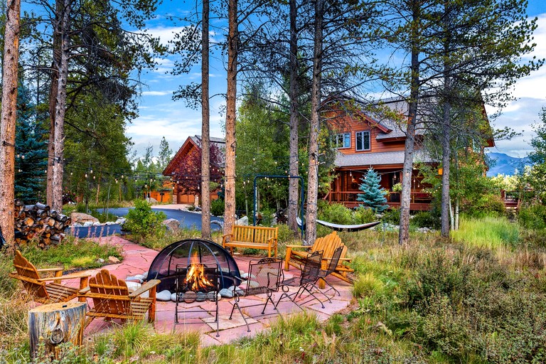 Cabins (United States of America, Fraser, Colorado)