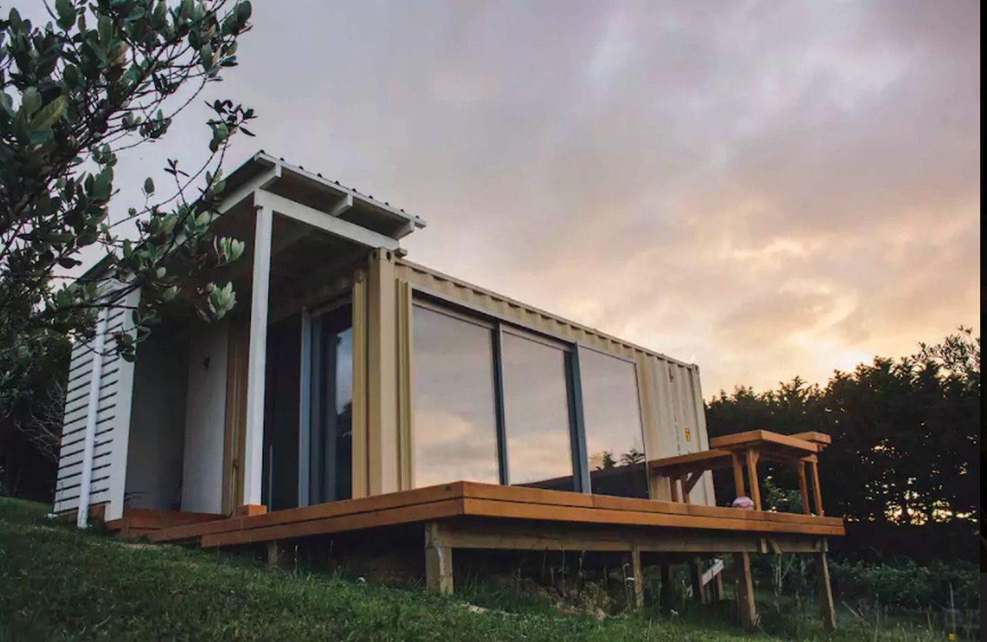 Containers (Oue, North Island, New Zealand)